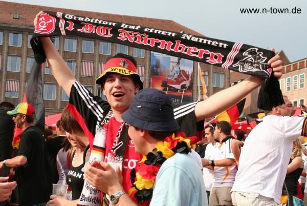 WM2006 Deutschland - Ecuador 3:0 auf dem Hauptmarkt