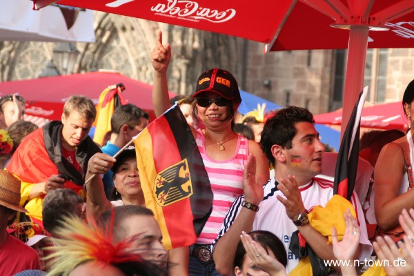 WM2006 Deutschland - Ecuador 3:0 auf dem Hauptmarkt