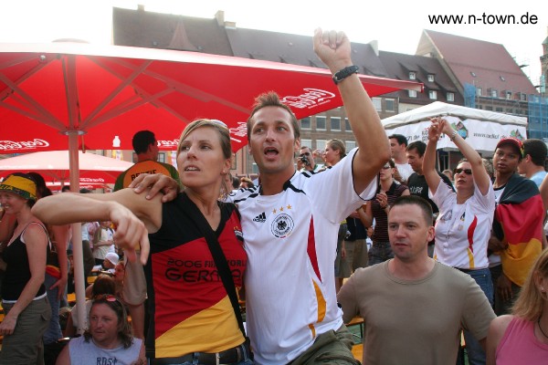 WM2006 Deutschland - Ecuador 3:0 auf dem Hauptmarkt