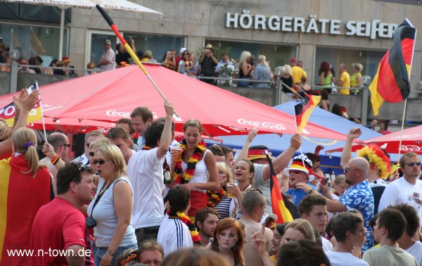 WM2006 Deuschland - Schweden auf dem Hauptmarkt