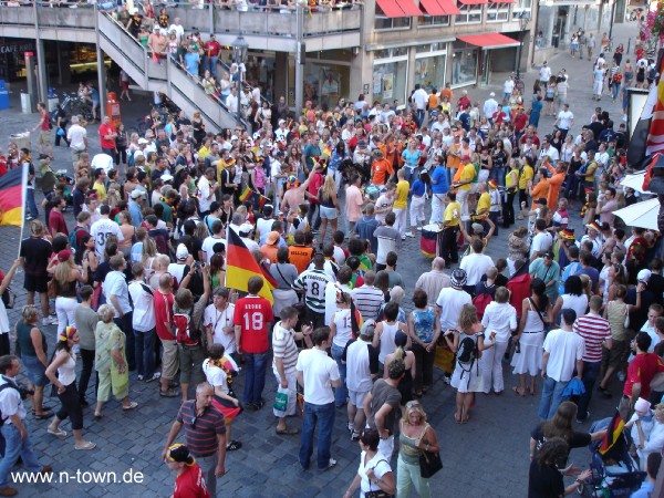 WM2006 auf dem Hauptmarkt in Nrnberg: Deutschland - Schweden