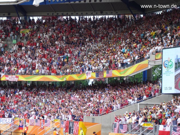 WM2006 Gruppenspiel in Nrnberg: Ghana - USA im Frankenstadion