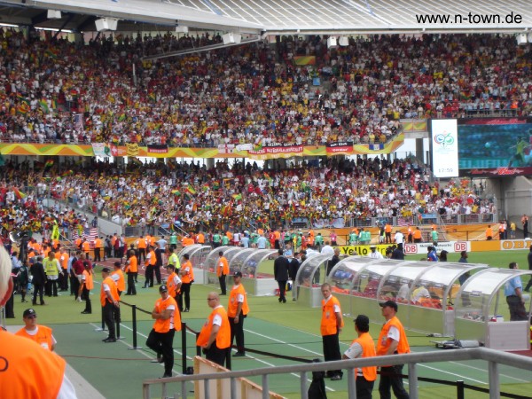 WM2006 Gruppenspiel in Nrnberg: Ghana - USA im Frankenstadion