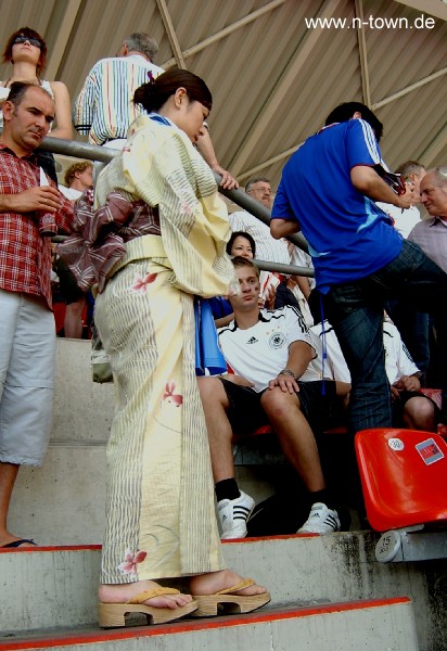 WM2006 Gruppenspiel in Nrnberg: Japan - Kroatien im Frankenstadion