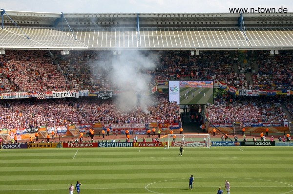 WM2006 Gruppenspiel in Nrnberg: Japan - Kroatien im Frankenstadion