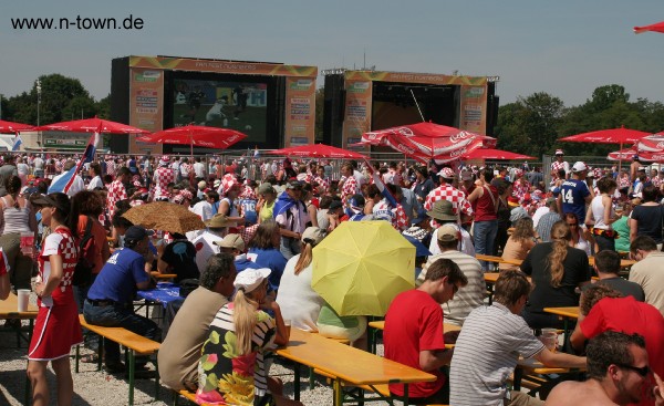 WM2006 Japan - Kroatien auf dem FanFest