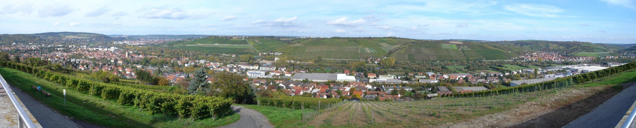 Blick auf Wrzburg vom Rasthaus Wrzburg Nord aus