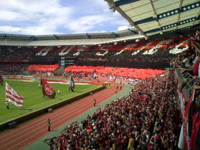 Choreographie der Ultras Nürnberg zum Aufstieg gegen Cottbus